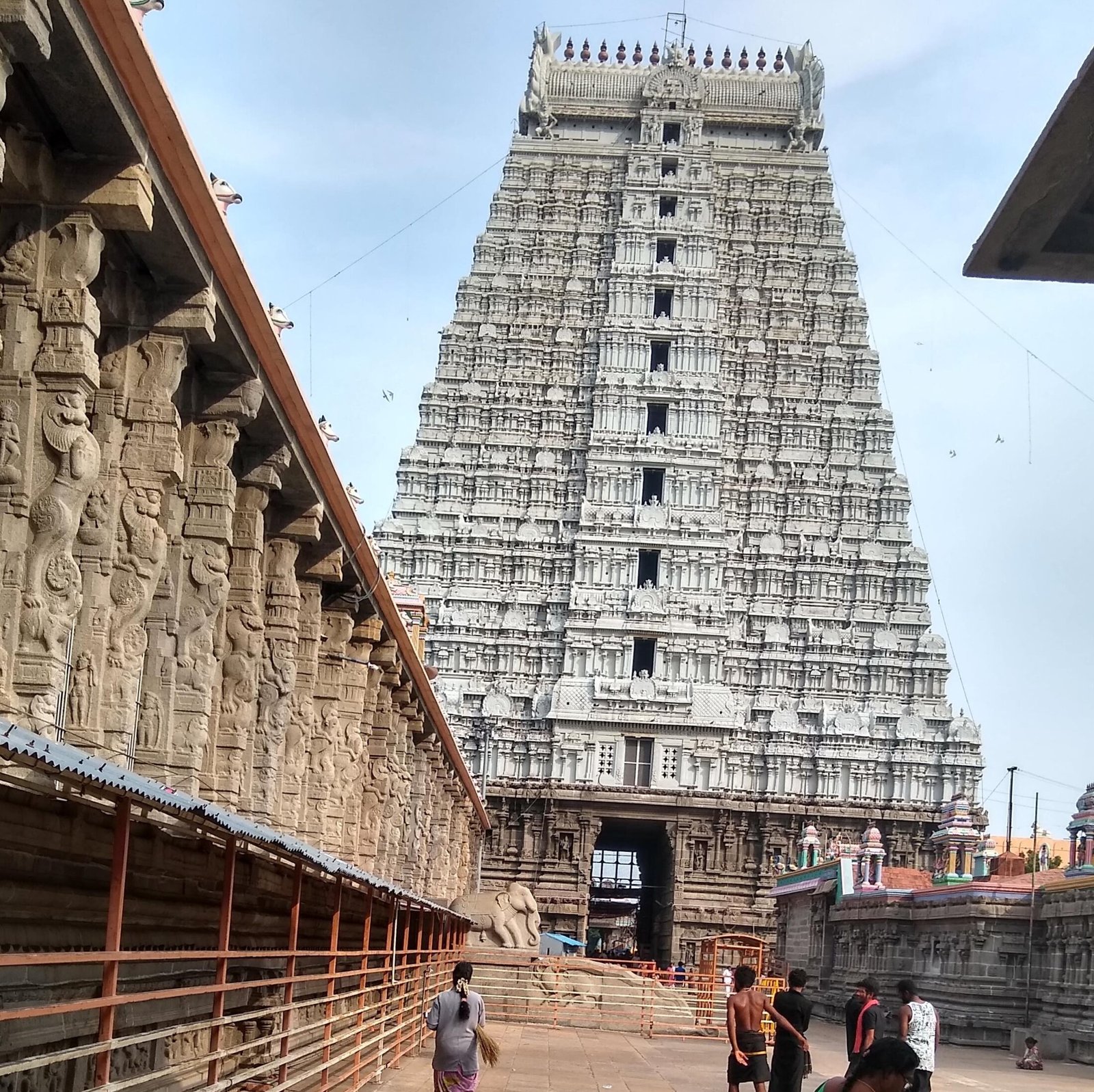 Thiruvannamalai Arunachaleswarar Temple Rajagopuram